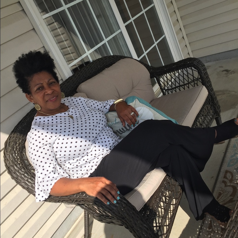 Meet your Posher, Beverly